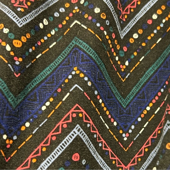 Sweetlegs Leggings, Colourful Fun Chevron Pattern, One Size Fits Most (6-14) - Picture 3 of 3